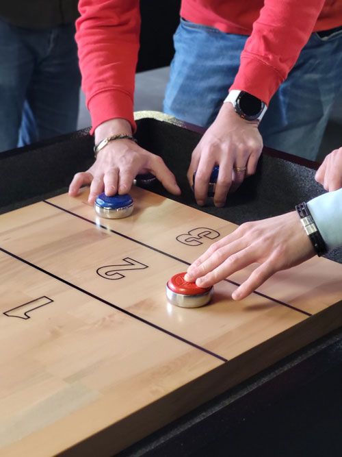 Shuffleboard Mustang Bowling